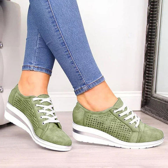 New Flats Shoes Female Hollow Breathable Mesh Shoes